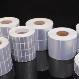 Термотрансферная самоклеящаяся этикетка 40х80 мм (1000 шт в рулоне, втулка 40 мм, материал полиамид)