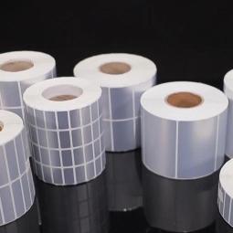Термотрансферная самоклеящаяся этикетка 80х50 мм (500 шт в рулоне, втулка 40 мм, материал полиамид)